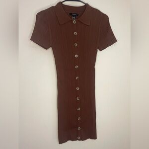 This is a beautiful brown shade and fills out very nicely.